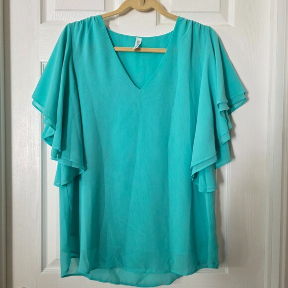 Zenana Outfitters Layered Sleeve Turqoise Blouse Size Medium - Picture 1 of 7